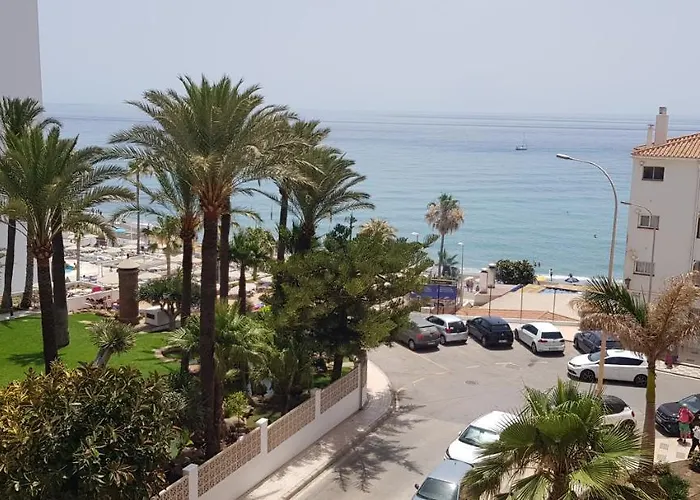 Apartamento Rivas, Junto A La Playa Torrecilla Nerja